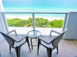 Studio with balcony and ocean view