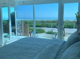 Beach Townhouse 2BD 2 BR for up to 6