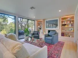 Modern Austin Home with Yard about 1 Mi from ACL!