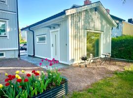 Egen villa i centrala Gävle - Park House 5A，位于耶夫勒的度假屋