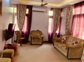 Jamesville-4BHK Villa, Wi-Fi, SmartTV - CityCentre，位于班加罗尔的度假屋