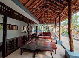 Munroeisland Backwaters Homestay，位于Munroe Island的民宿