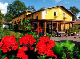 Hotel & Restaurant Haus am See，位于Zechlinerhütte的酒店