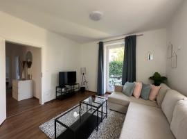 FeelHome-GolfClub-Terrasse-6 Gäste-WiFi-Smart TV，位于埃布赖希斯多夫的酒店