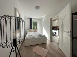 FeelHome-GolfClub-Balkon-4 Gäste-WiFi-Smart TV，位于埃布赖希斯多夫的酒店
