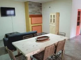 Gran casa céntrica en pleno centro santafesino!