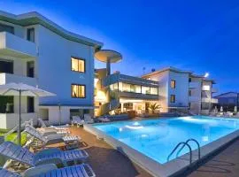 ISA-Residence with swimming-pool in Marina di Cecina, breakfast included