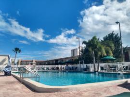 Ocean Landings Resort & Racquet Club，位于可可比奇的Spa酒店