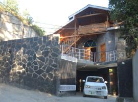 Sardar House, Dunga Gali，位于Dunga Gali的酒店