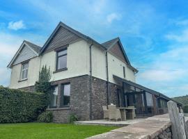 Ullswater View luxury home with 2 ground floor bedrooms and lake view，位于瓦特米尔洛克的豪华酒店