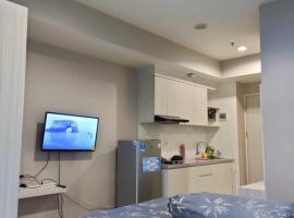 Grand Kamala Lagoon Bekasi Apartement - Type Studio，位于Pulosirih的酒店