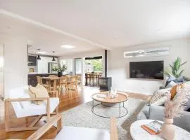 Elizabeth Lodge with Spa Walk to beach