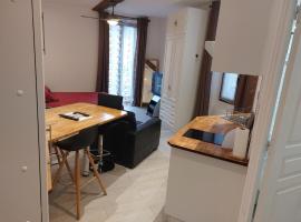 Studio meublé au pied du Mercantour，位于Fontan的酒店