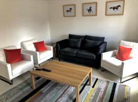 A 3 bedroom townhouse is located in the centre of Newbury，位于纽伯里的公寓