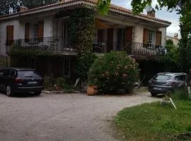 LA MAISON DU BONHEUR