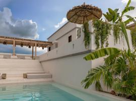 N&atilde;mas Tulum，位于图卢姆的带停车场的酒店