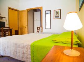 Bed & Breakfast Il Castellino，位于圣斯特凡诺迪卡马斯特拉的酒店