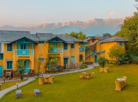 Tree of Life Birdsong Chalets , Dharamshala，位于达兰萨拉的酒店
