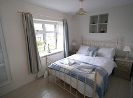 Cranny Cottage Carnlough，位于康洛赫的酒店