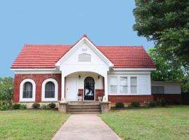 The Elvis House