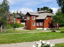 Professorsvillan - hyr hela huset，位于Malingsbo的家庭/亲子酒店