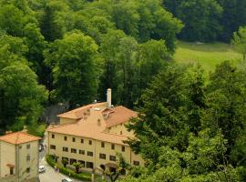 Hotel Rifugio la Foresta，位于瓦隆布罗萨的酒店