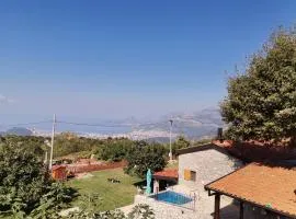 Old stone house with swimming pool Etno House Perazic