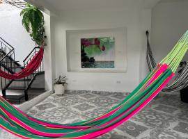 Helena Hostel，位于卡利的酒店