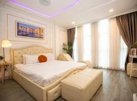 Quy Hung Hotel Central