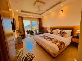Hotel Pinerock & Cafe, Mussoorie - Mountain View Luxury Rooms with open Rooftop Cafe