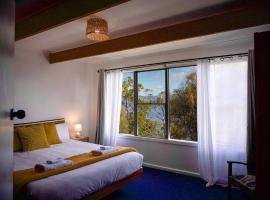 Killora Coastal Shack，位于Killora的酒店