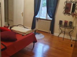 le lorrain，位于Saint-Pons的酒店