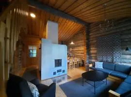 Lumi - kelohirsimökki Rukalla, log cabin at Ruka