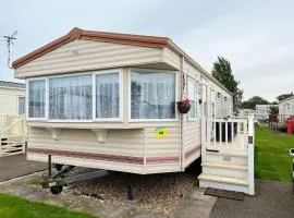 The Wolds 6 Berth, 3 bedrooms, next to the beach Ingoldmells