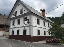 罗特住宿加早餐旅馆，位于波希基斯卡贝拉的酒店