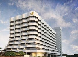 Village Hotel Katong by Far East Hospitality，位于新加坡东海岸公园附近的酒店