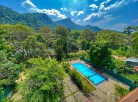 Ebony Riverside Resort Kitulgala，位于基图尔格勒的酒店