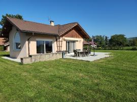 Villa porte bonheur，位于Arenthon的酒店