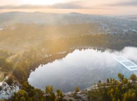 La Playa Resort & Camp Trzebinia，位于切比尼亚的酒店