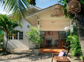 Baan Ragang : Cozy Entire House in Old Chiang Mai，位于清迈的乡村别墅