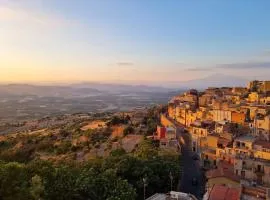 Mineo Townhouse with incredible views of Mt Etna