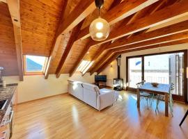 Ático turistico en Durro - La Vall de Boí，位于Durro的酒店
