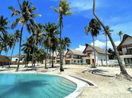 Ocean Front Villa with pool, Zanzibar，位于平圭的酒店