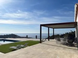Vivienda en Granada, Cortijo Balcón Cotobro, Almuñécar, Casa con piscina y vistas increíbles