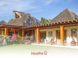 Beautiful Family House Beachfront，位于La Unión的酒店