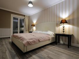 LOFT APARTAMENT II NAMYSŁÓW，位于纳梅斯武夫的酒店