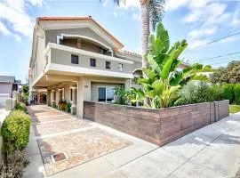 Shared Luxury Beach house in Redondo Beach. Private 2 Bedrooms / Bath