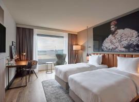 Radisson Blu Hotel Zurich Airport，位于克洛滕的酒店