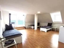 Spacious Apartment with Balcony & WiFi