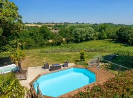 Gîte avec vue imprenable，位于Fougerolles的酒店